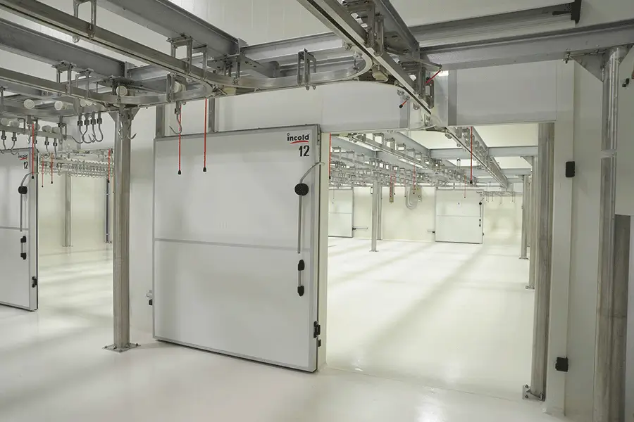 کاربرد سیستم یونیزاسیون هوا در ضد‌عفونی سرد‌خانه صنعتی
